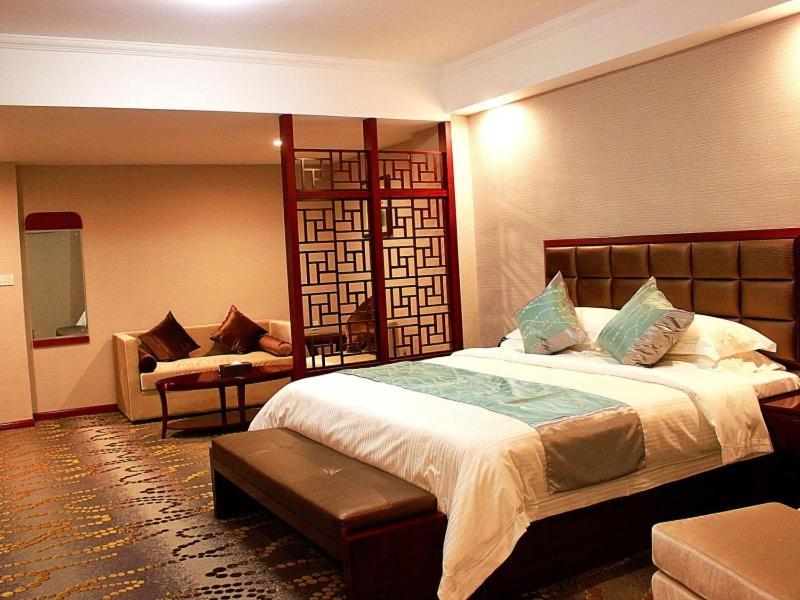 Greentree Inn Jiangxi Jindezhen People Square Jindin Business Hotel Jingdezhen Zewnętrze zdjęcie